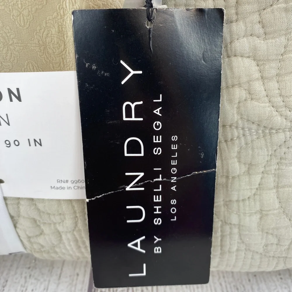 Laundry By Shelli Segal garment washed